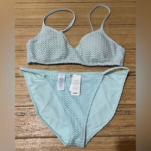 Women’s Aerie Crochet Style Bikini Sz Medium NWT